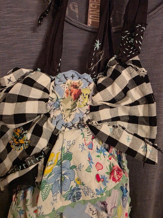 MOSSIE ANNA ARTISAN DESIGN Accessories - JABOT🩷MOSSIE ANNA ARTISAN DESIGN NWT